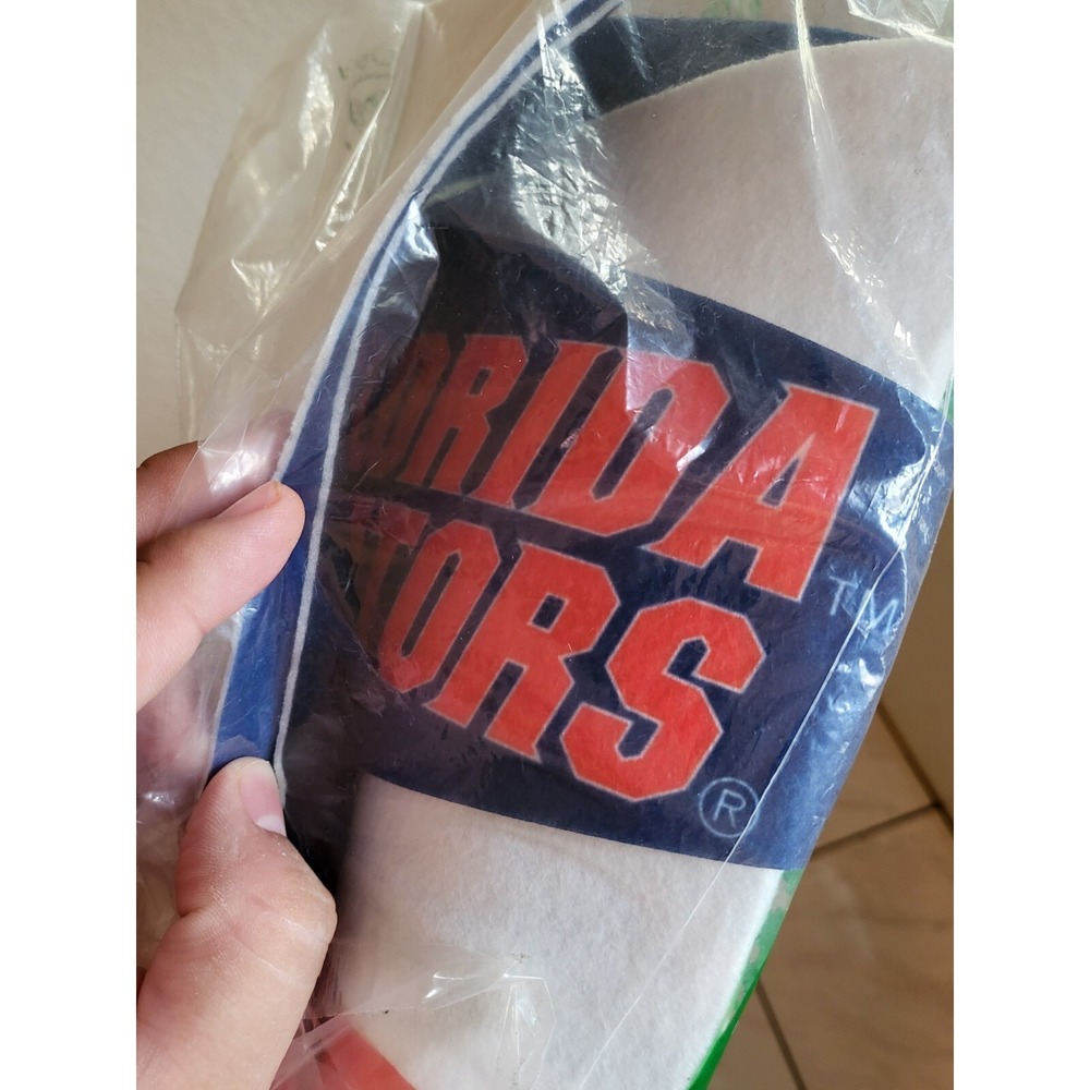 PENNANT VINTAGE FELT FLORIDA GATORS !!! SUPER NICE MINT FULL SIZE R-TM